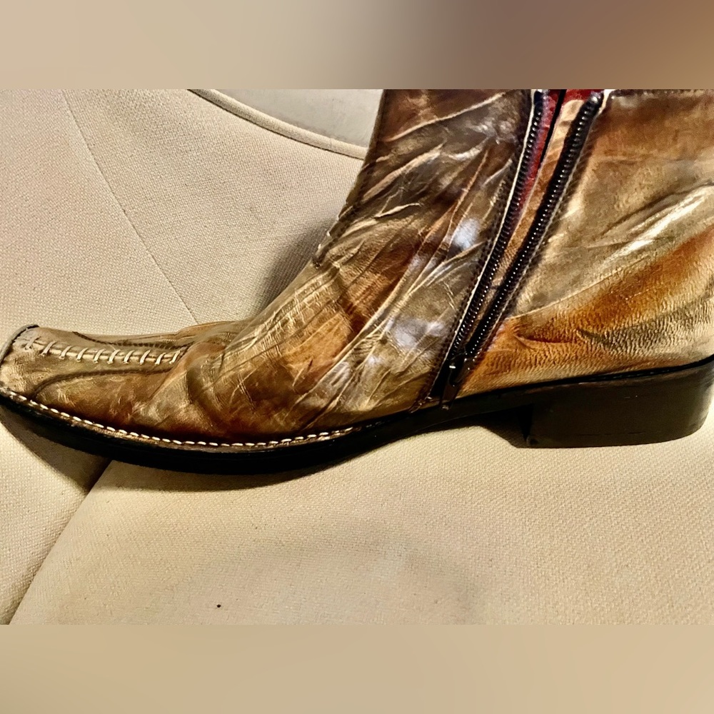 Vintage high fashion men’s pointy toe cowboy boot